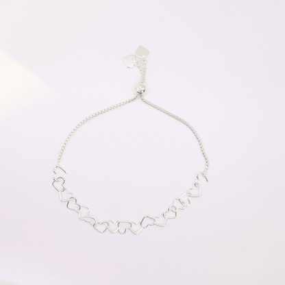 adjustable heart bracelet in silver
