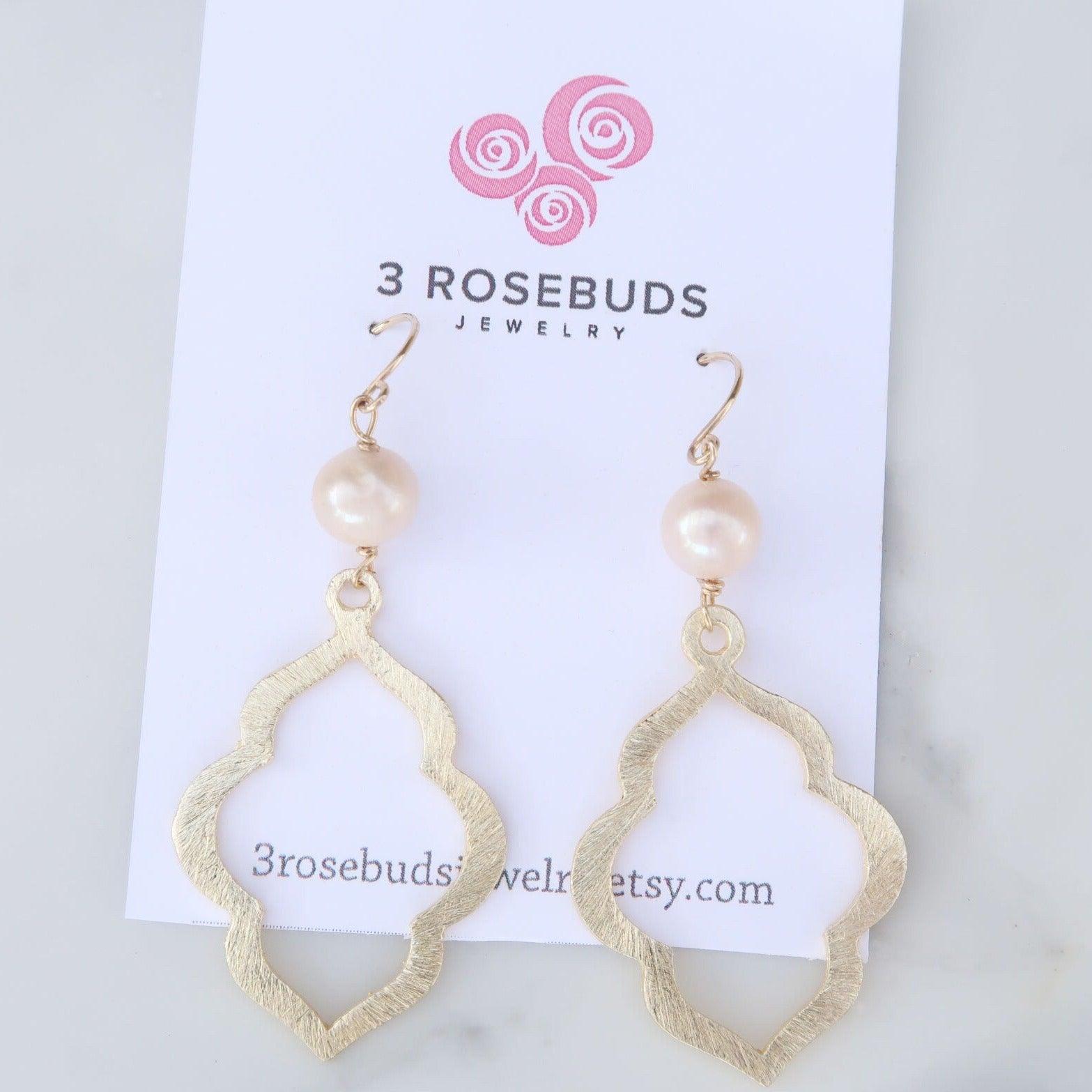 Fresh Water Pearl Earrings - Fashionable & Classic - 3Rosebudsco.com