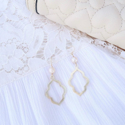 Fresh Water Pearl Earrings - Fashionable & Classic - 3Rosebudsco.com