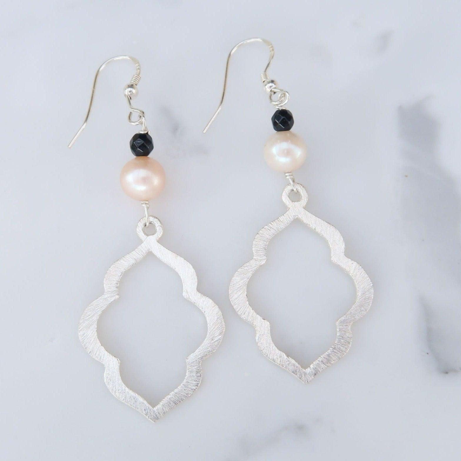 Fresh Water Pearl Earrings - Fashionable & Classic - 3Rosebudsco.com