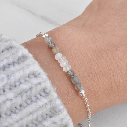Dainty Labradorite & Moonstone Reiki Infused Bracelet to Awaken Intuition - 3Rosebudsco.com