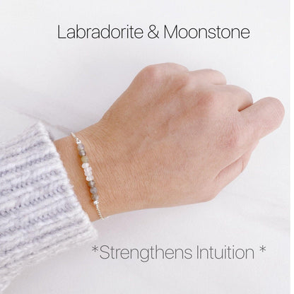 Dainty Labradorite & Moonstone Reiki Infused Bracelet to Awaken Intuition - 3Rosebudsco.com