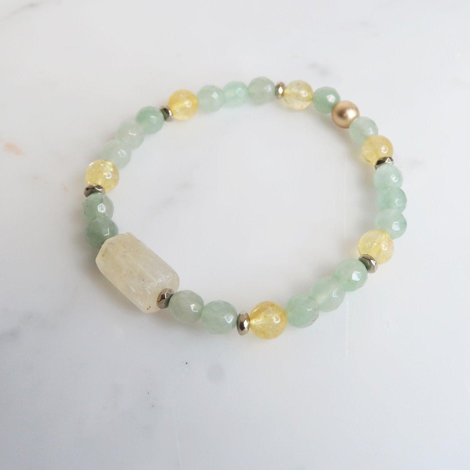 Wealth and Abundance Manifesting Bracelet - Reiki Infused Jewelry - 3Rosebudsco.com